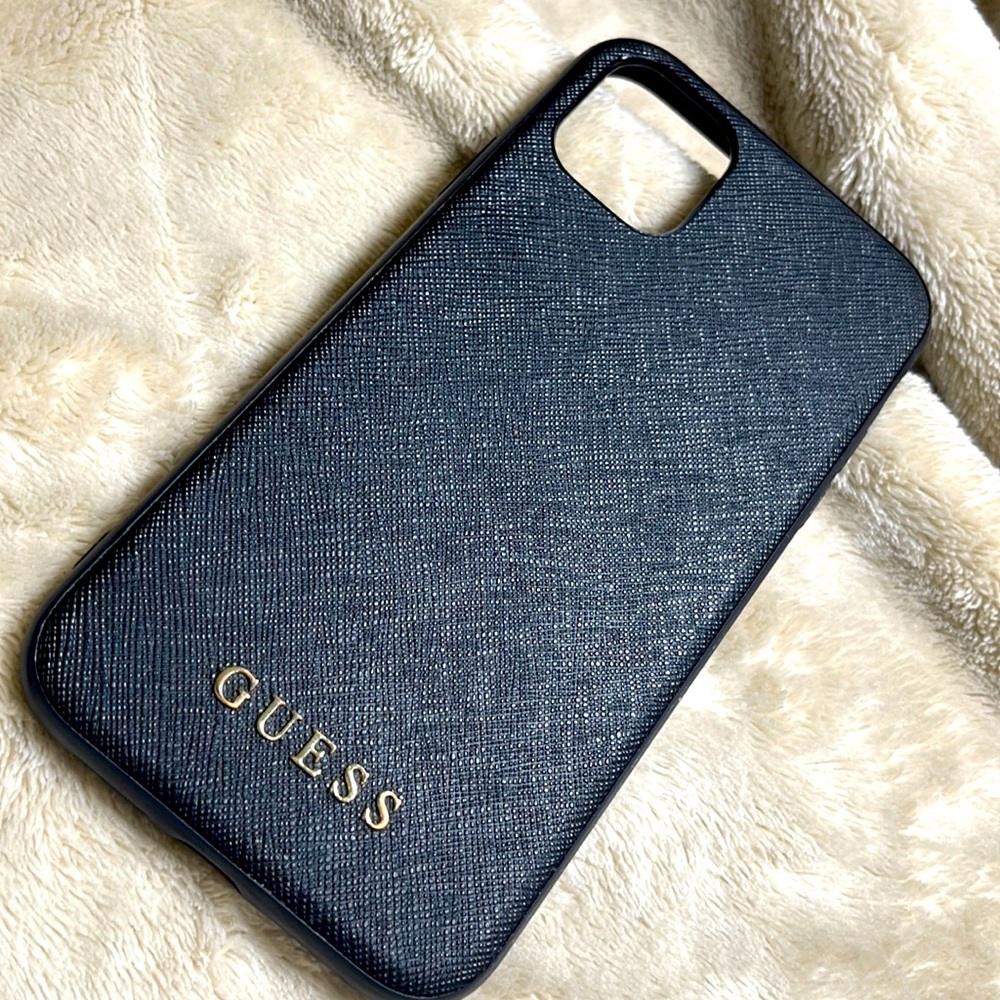 Black guess iPhone 11 case